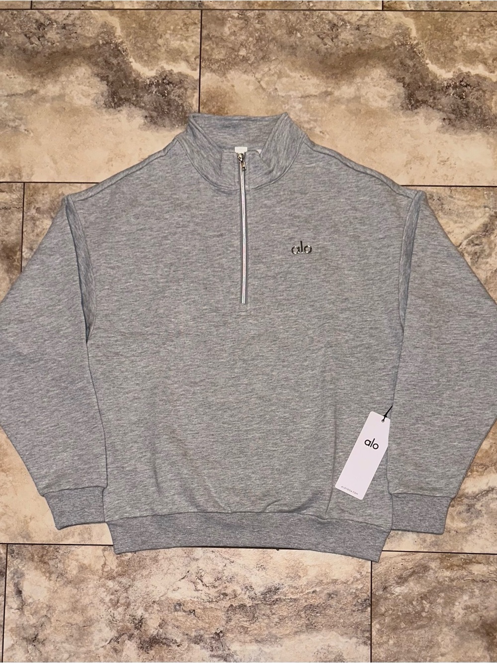 Alo Yoga Accolade 1/4 Zip Athletic Heather Grey NWT Quarter Zip Sweatshirt Small
